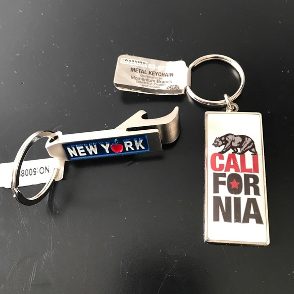 SOLD IN A BUNDLE. NY bottle opener key ring & CA keychain! - Picture 2 of 8